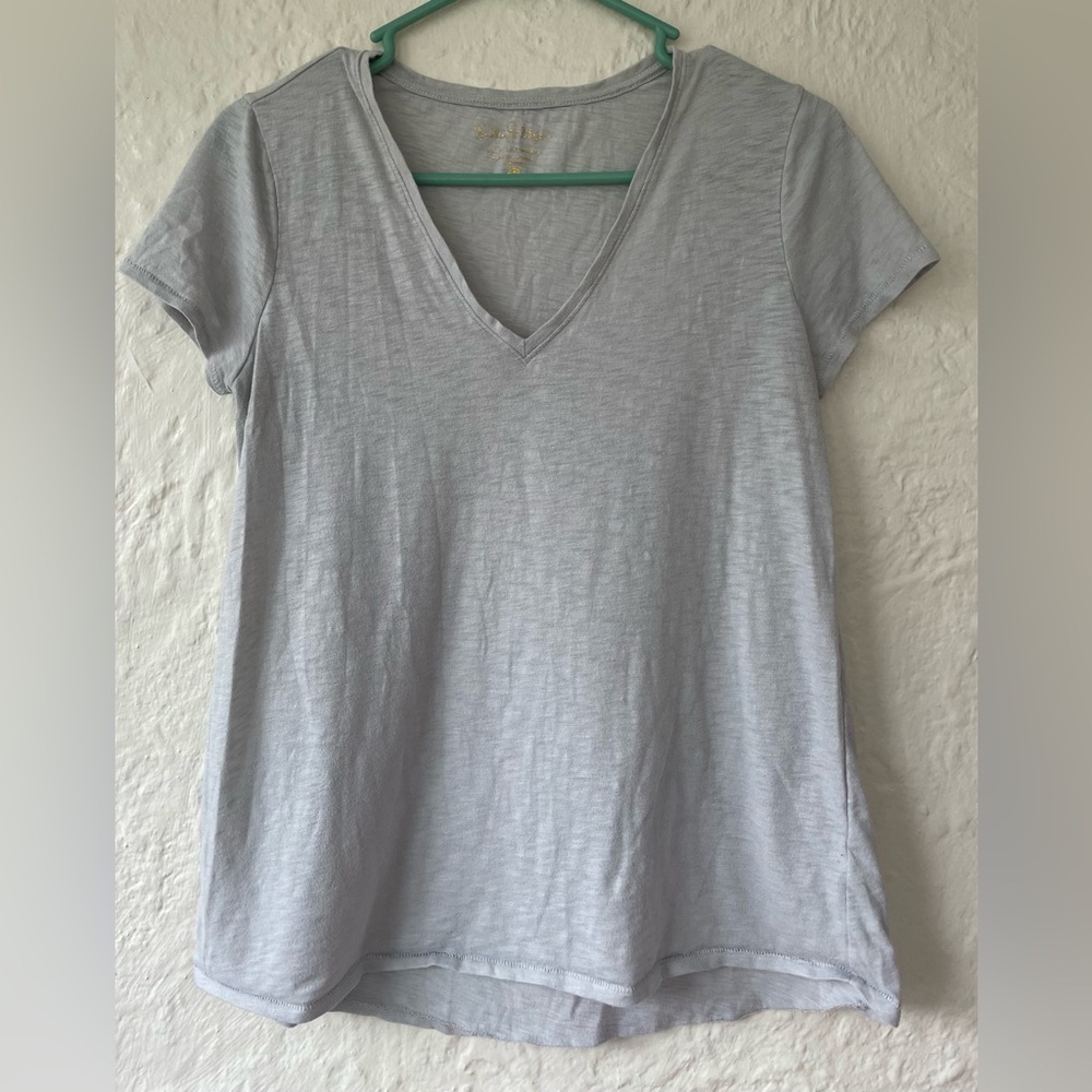Lilly Pulitzer Womens Top 100% Pima Cotton V-Neck Tee Gray Short Sleeve S